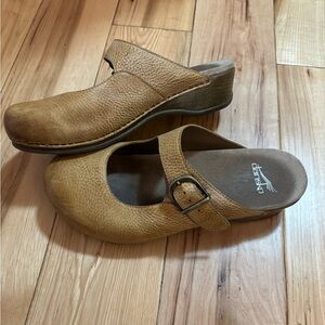 Tan leather Maryjane  clogs